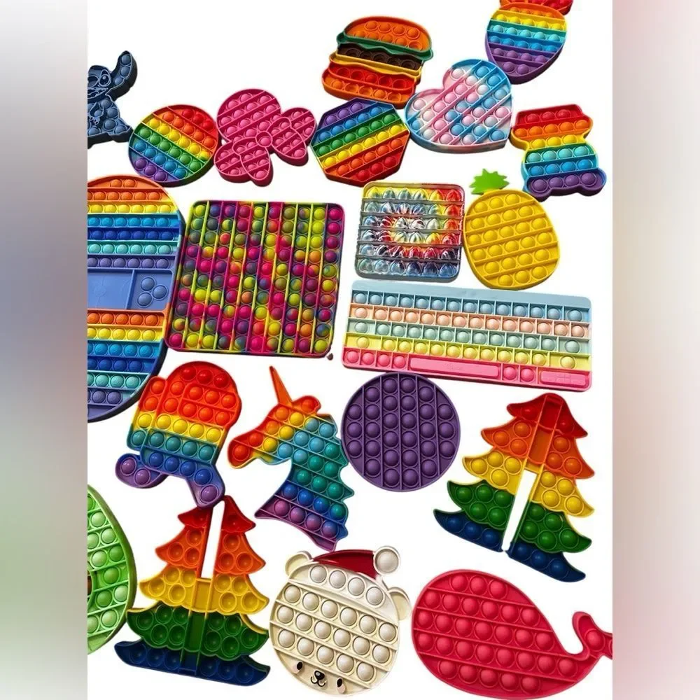 Lot of 35 Pop It Fidget Toy Set - Picture 2 of 11